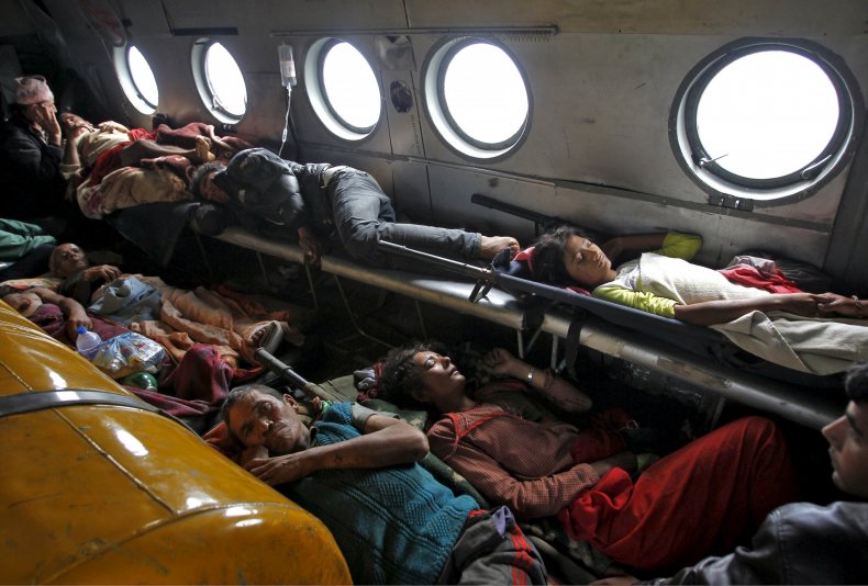 2015-04-27T135847Z_480723657_GF10000074470_RTRMADP_3_QUAKE-NEPAL