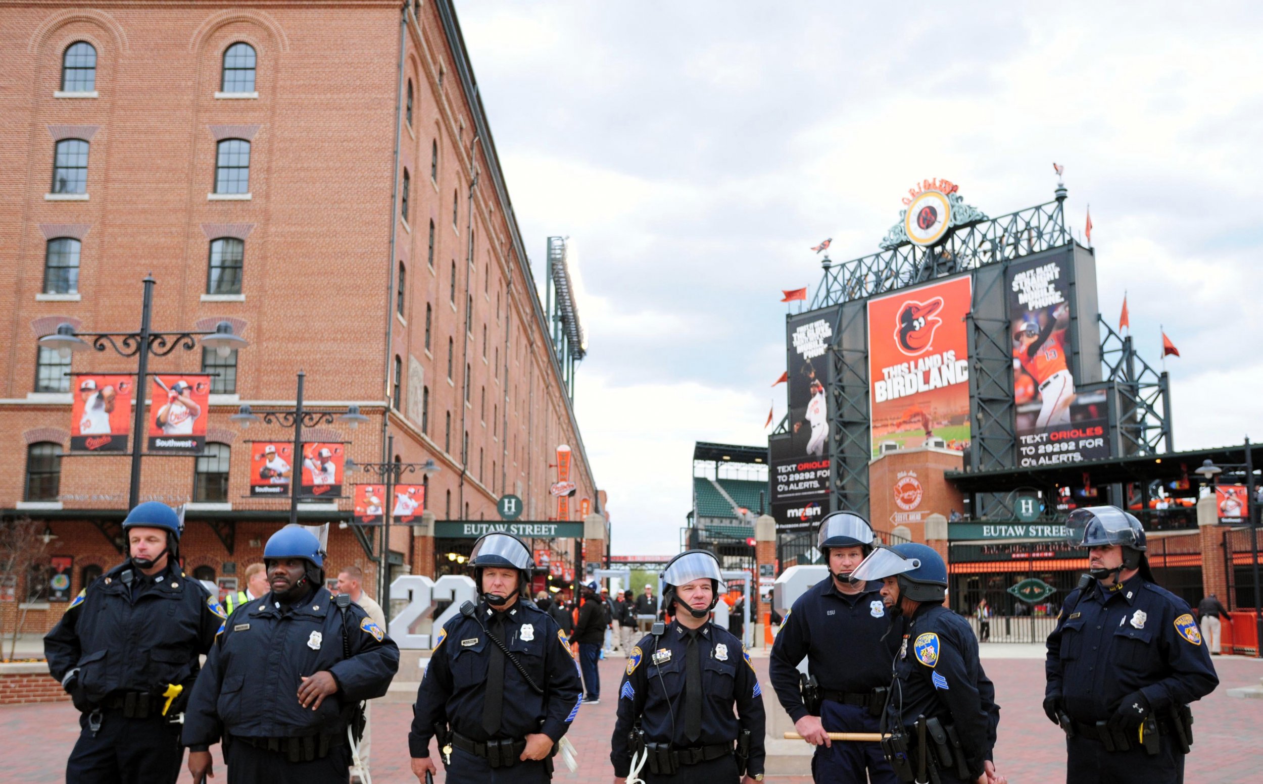 Orioles play first game at Camden Yards in front of fans since riots, wear  uniforms with 'Baltimore' across chest – New York Daily News