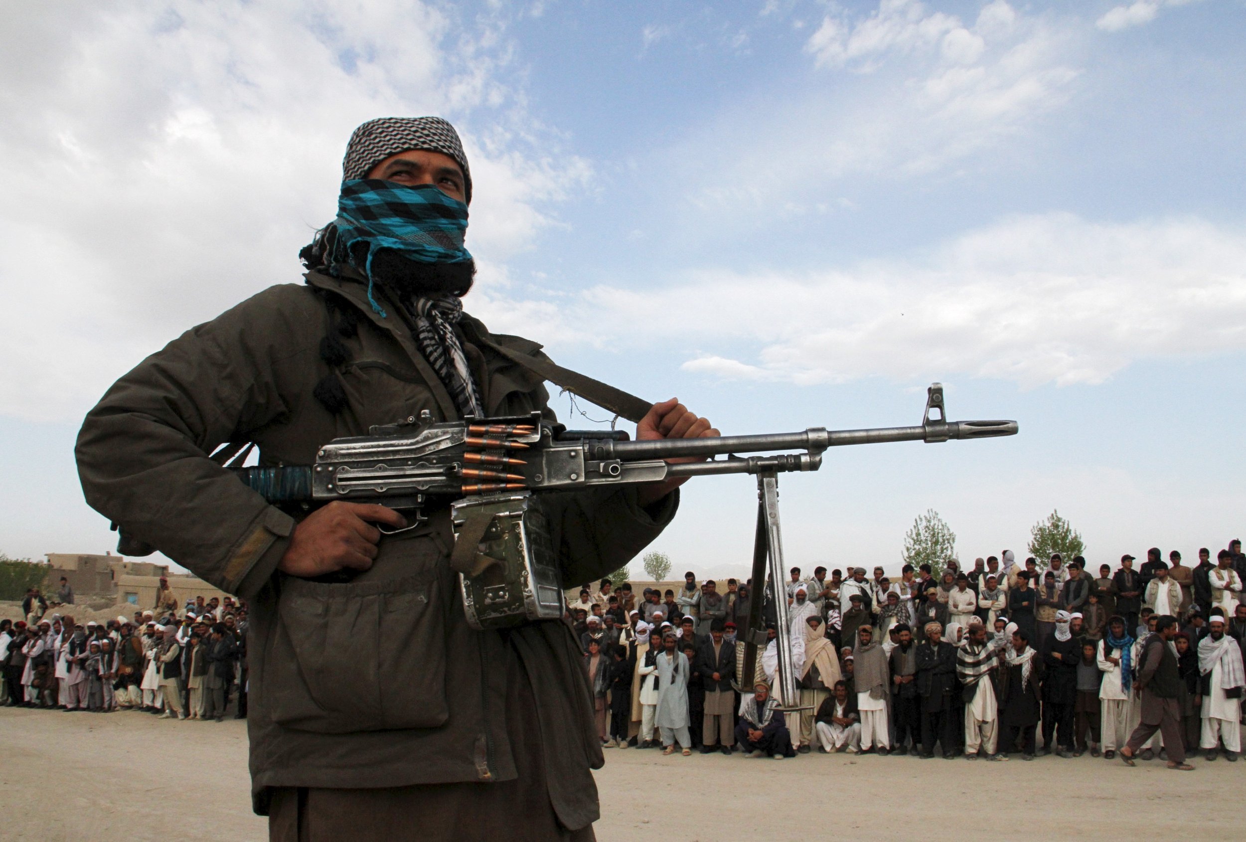 2015-04-22T101553Z_1_LYNXMPEB3L0EX_RTROPTP_4_AFGHANISTAN-BLAST
