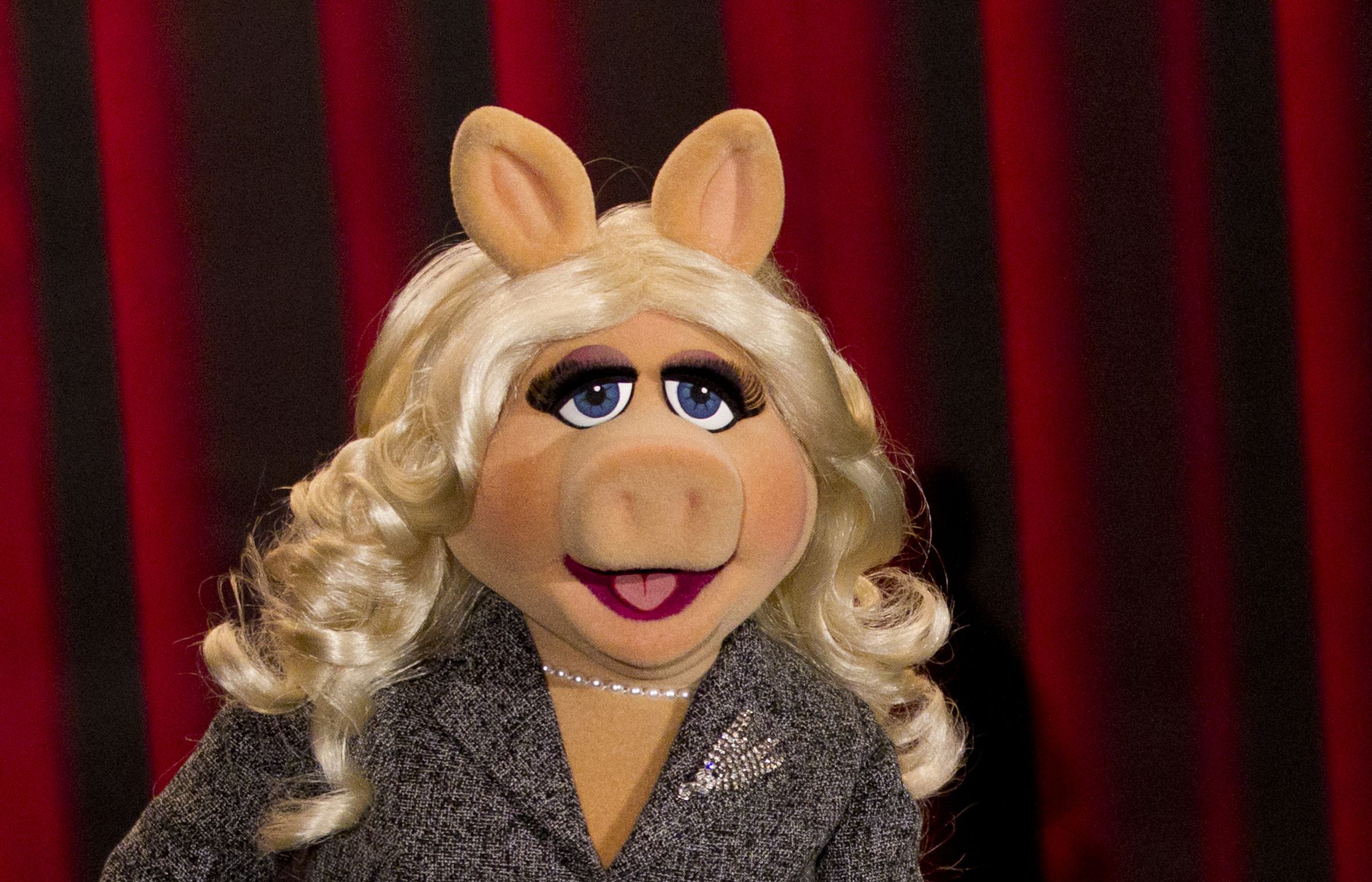 miss piggy doll 1980