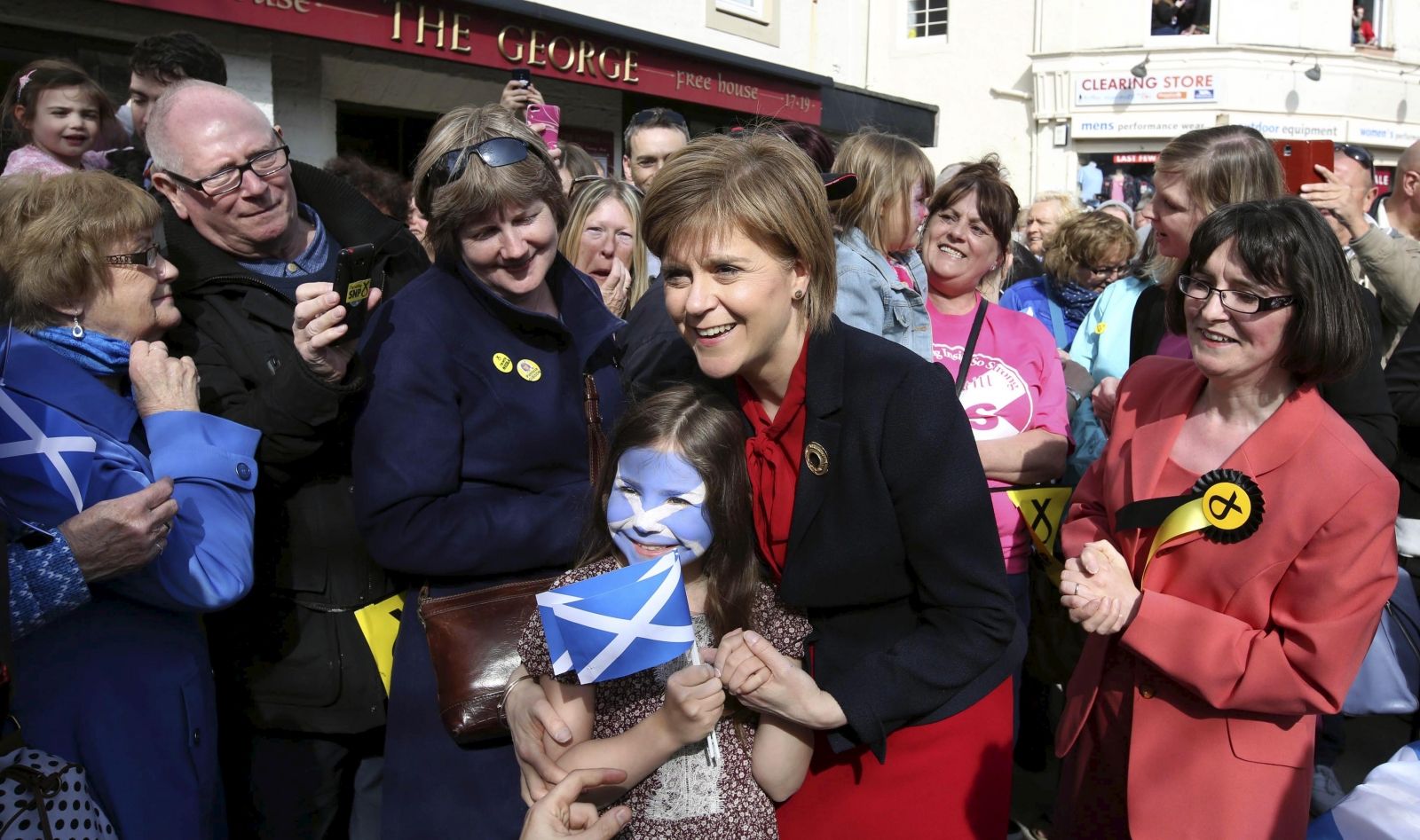 nicola-sturgeon-celebrates-scotland