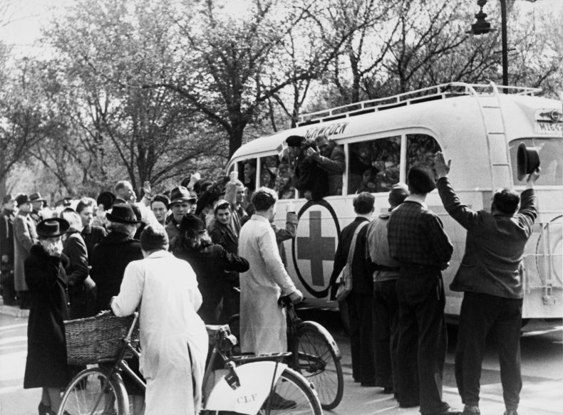 ravensbruck-concentration-camp-rescue ravensbruck-concentration-camp-rescue