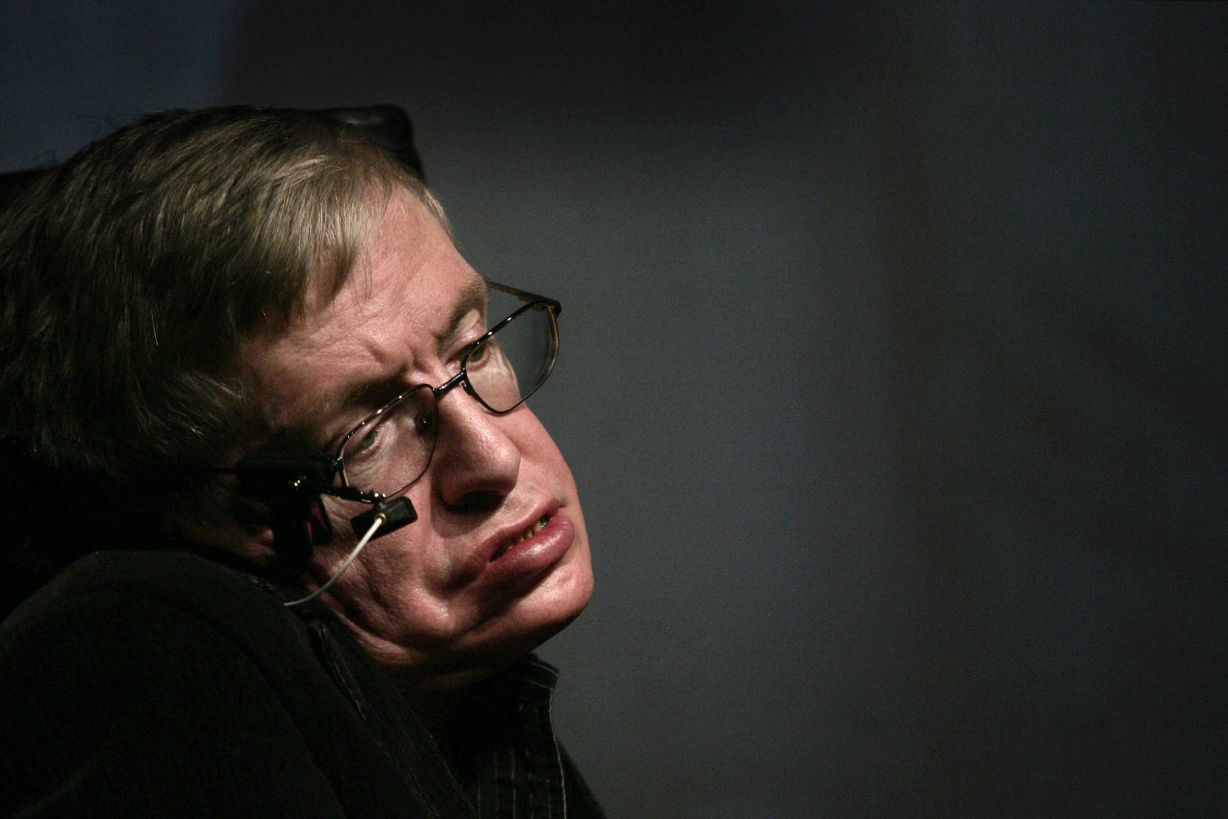 05_14_Hawking_01