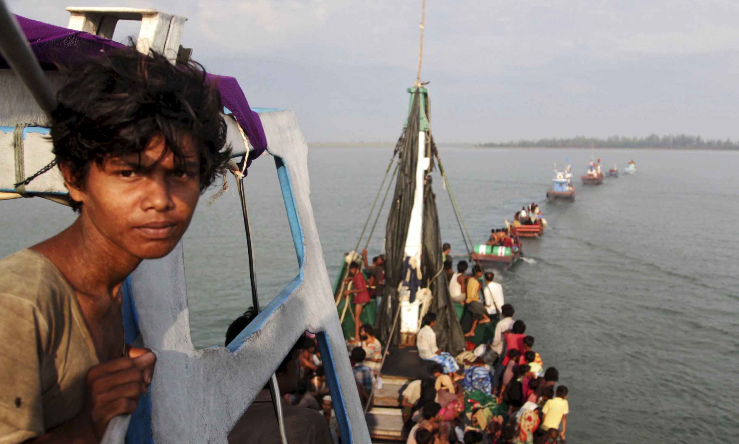 Indonesia And Malaysia Agree To Take Rohingya And Bangladeshi Boat ...