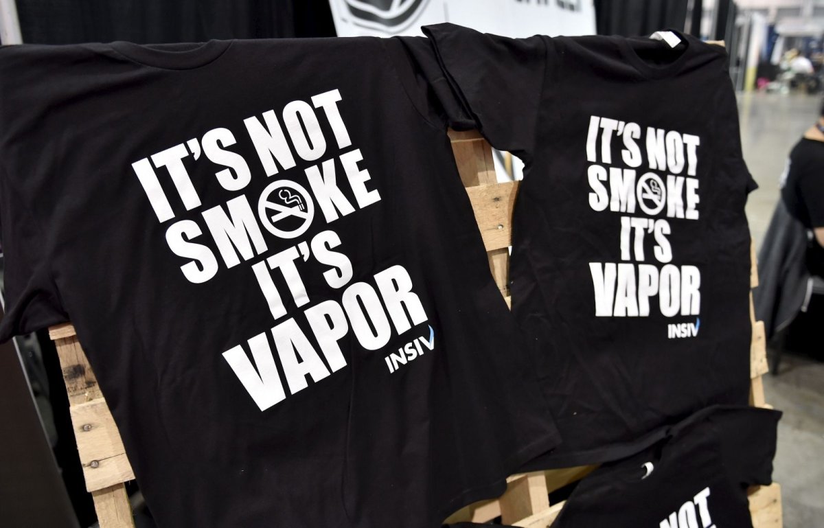 t-shirts-promoting-vaping