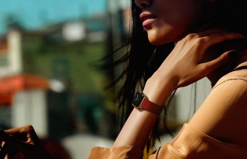 apple+watch+rose+gold+red+leather