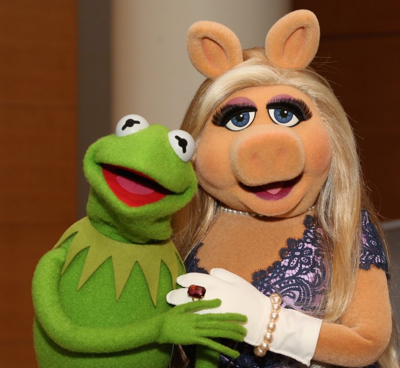 6-5-15 Miss Piggy and Kermit