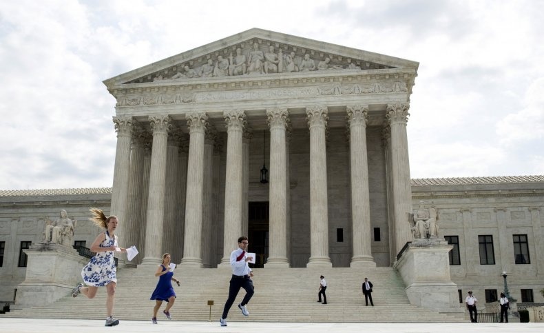 SCOTUS inerns