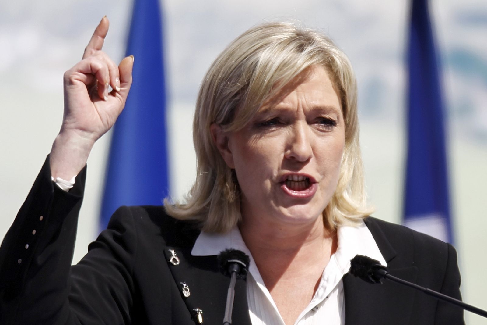 Marine Le Pen statement after attack Marine Le Pen statement after attack