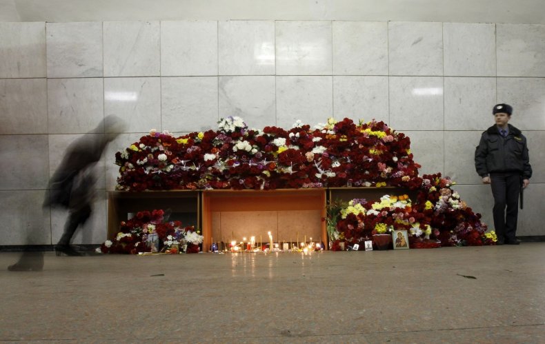 Mourning the victims of Moscow metro attack