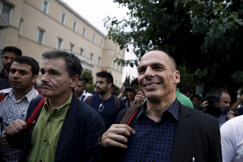 2015-07-06T080424Z_495716851_GF10000142580_RTRMADP_3_EUROZONE-GREECE-FINANCE