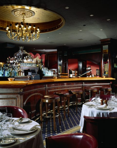 07_17_HotelBars_04