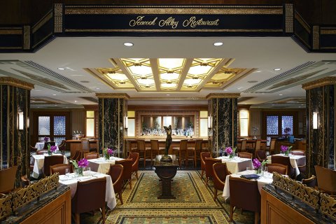 07_17_HotelBars_08