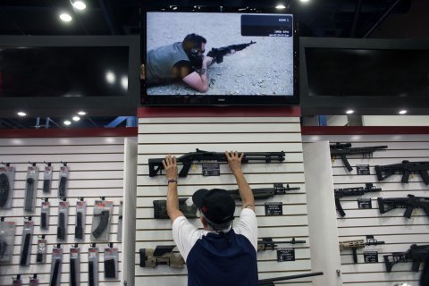 7_24_Guns_05