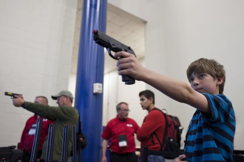7_24_Guns_09