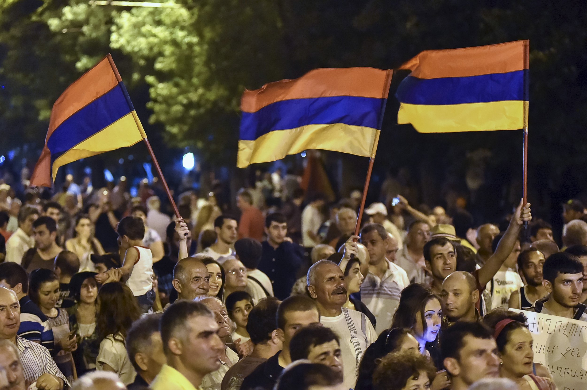 0727_armenia_protests