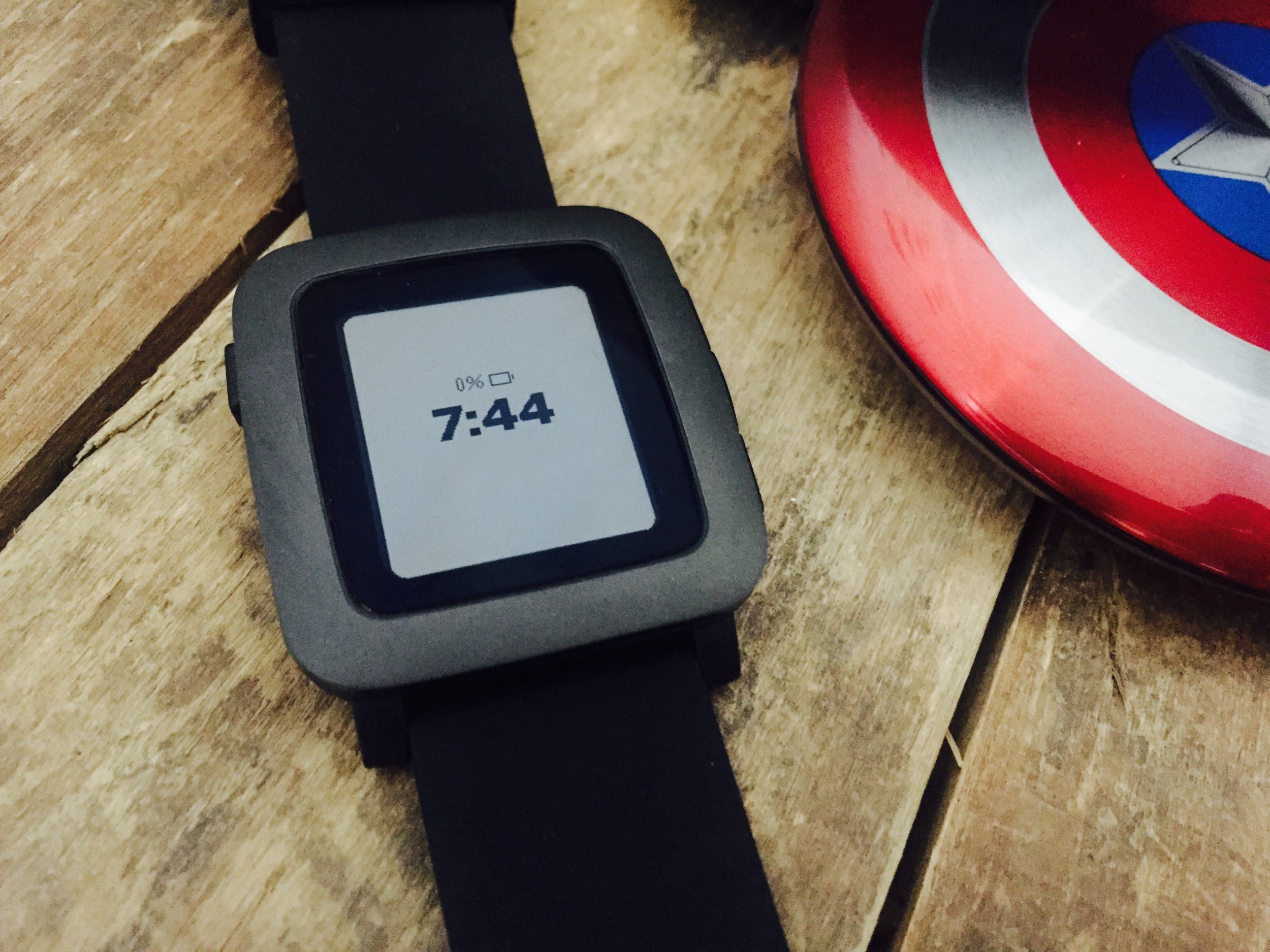 Pebble like online watch