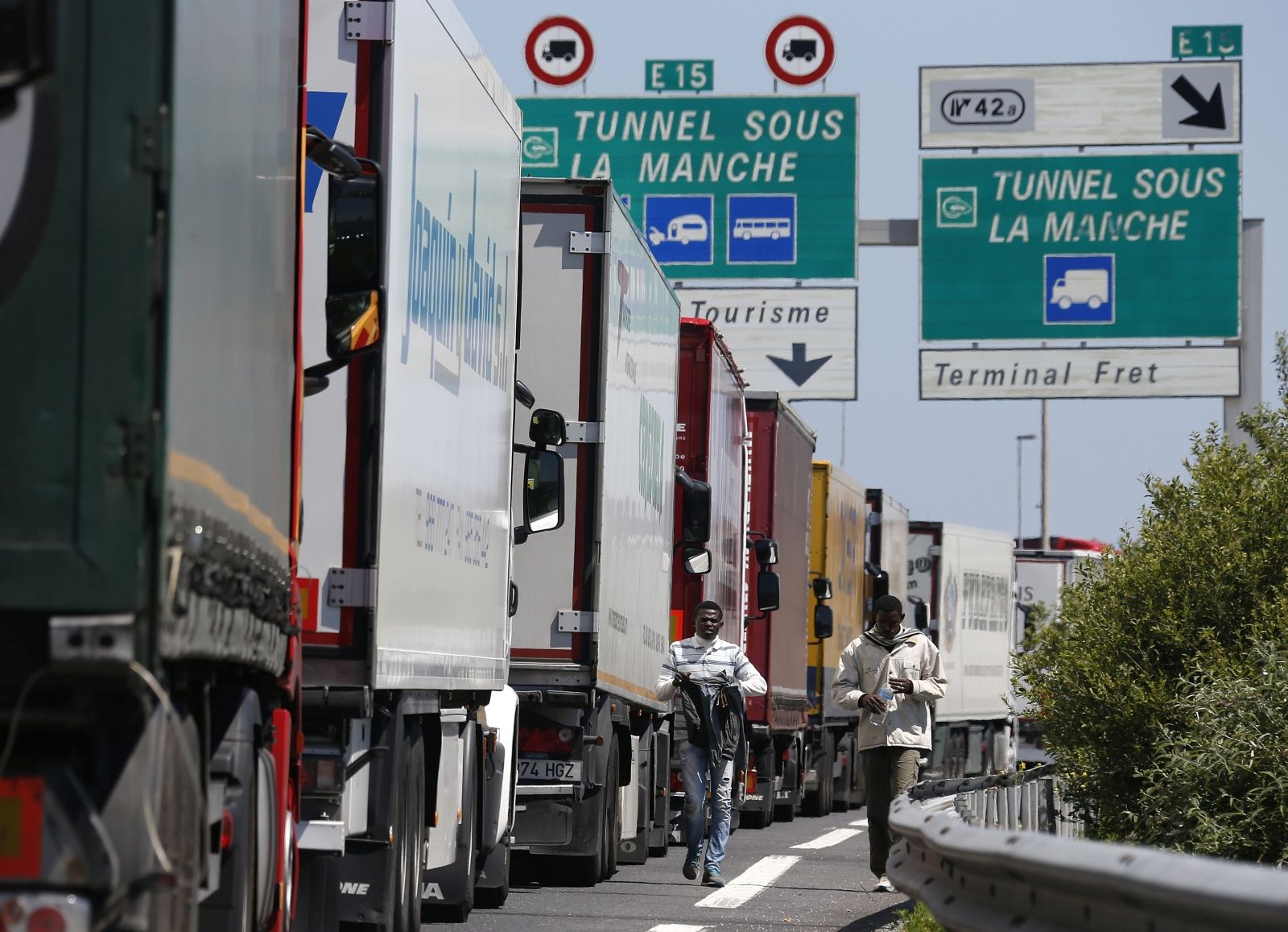 Calais Migrants