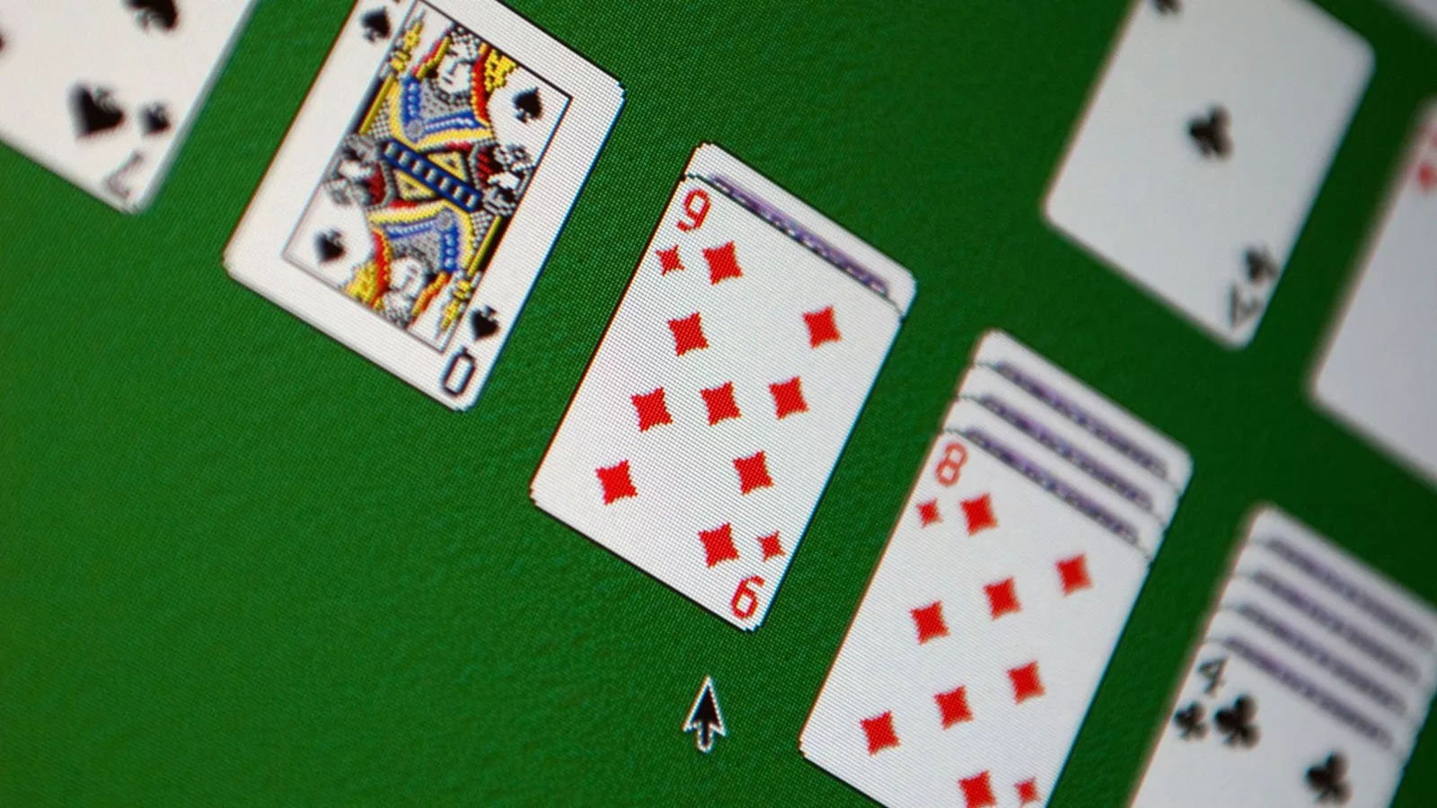Get a free week of Microsoft Solitaire Collection Premium Edition on  Windows 10