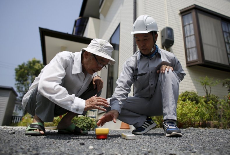 2015-08-04T041738Z_1_LYNXNPEB7304Y_RTROPTP_4_JAPAN-SURVIVORS-WIDERIMAGE