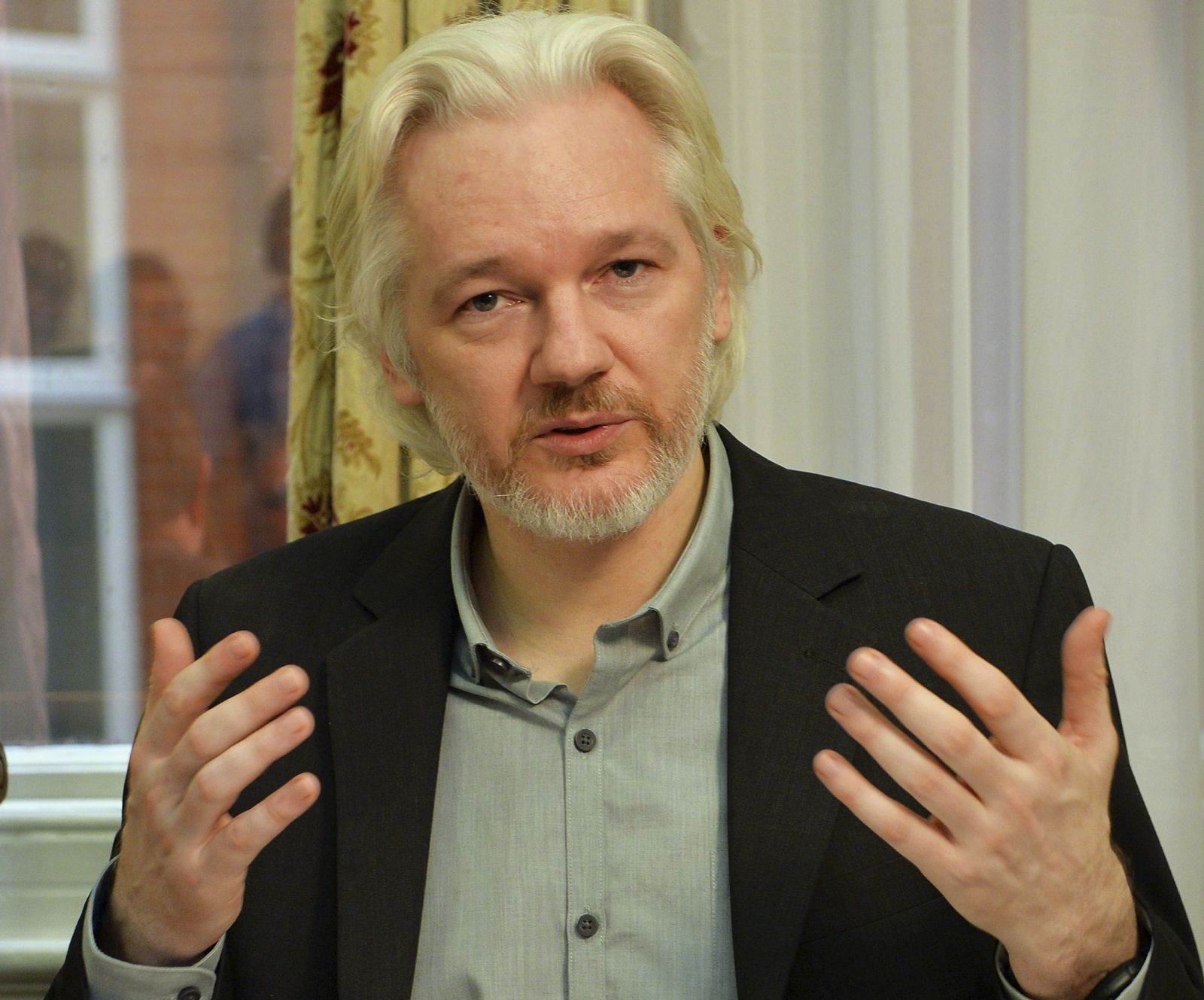 Assange to be cleared of sex assult