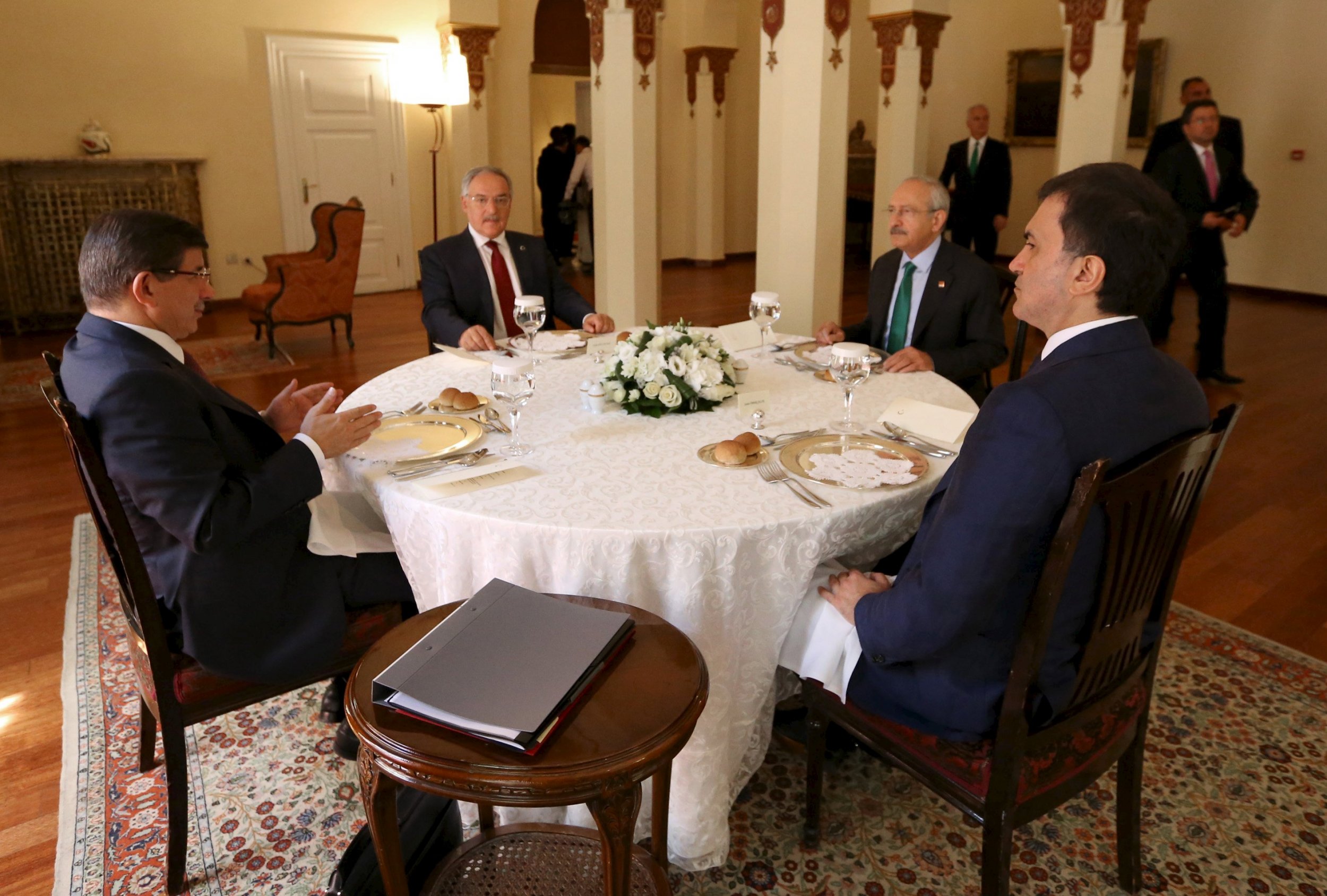2015-08-13T194519Z_2_LYNXNPEB7C0RM_RTROPTP_4_TURKEY-POLITICS
