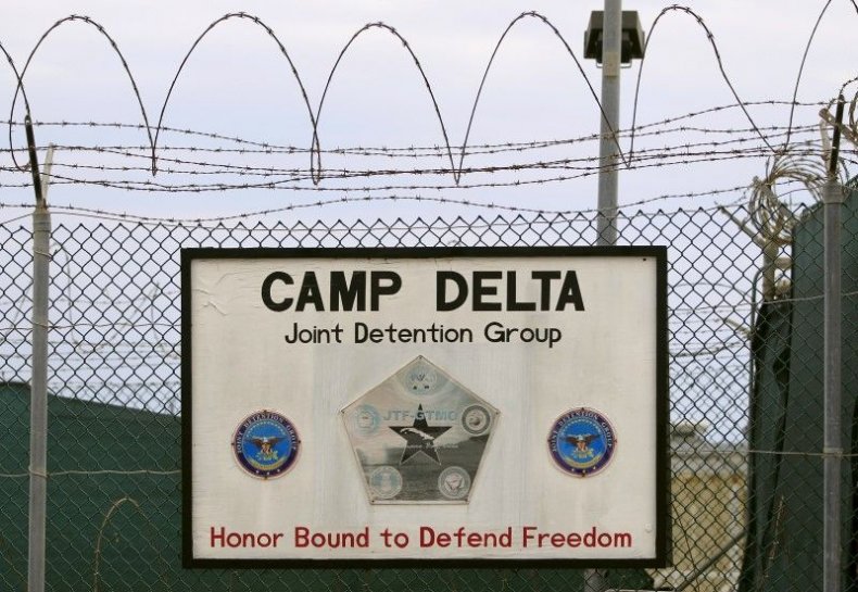 Obama trying to close Guantanamo Bay