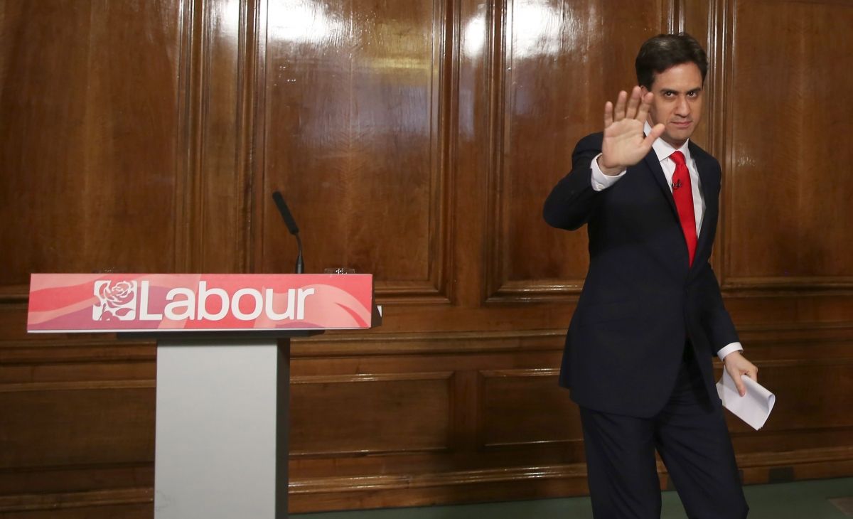 Ed Miliband quits frontline politics