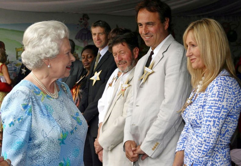 JK Rowling: Queen Elizabeth II