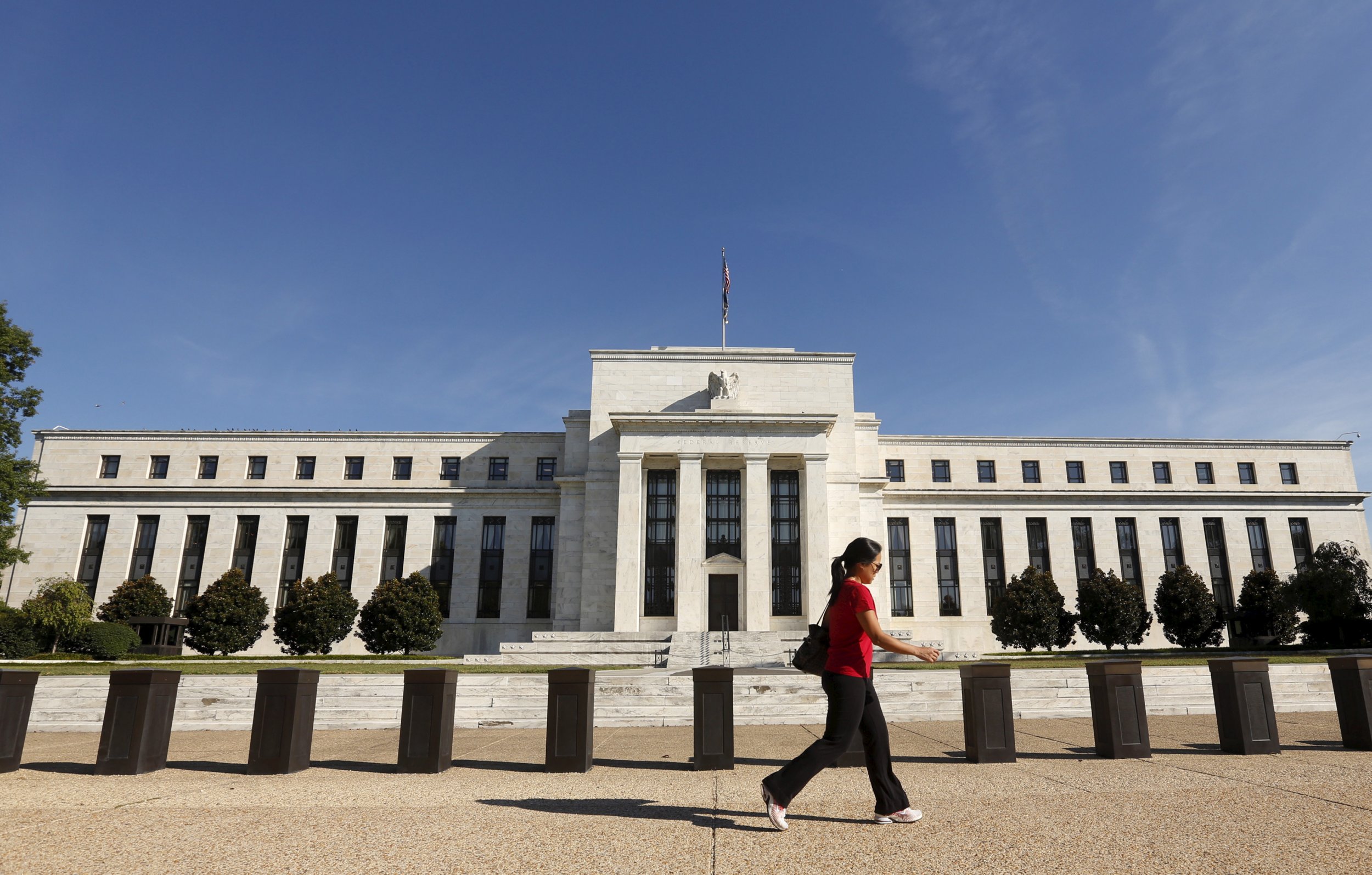 Americans Aren't Ready for an Interest Rate Hike—And Neither Is the Fed ...