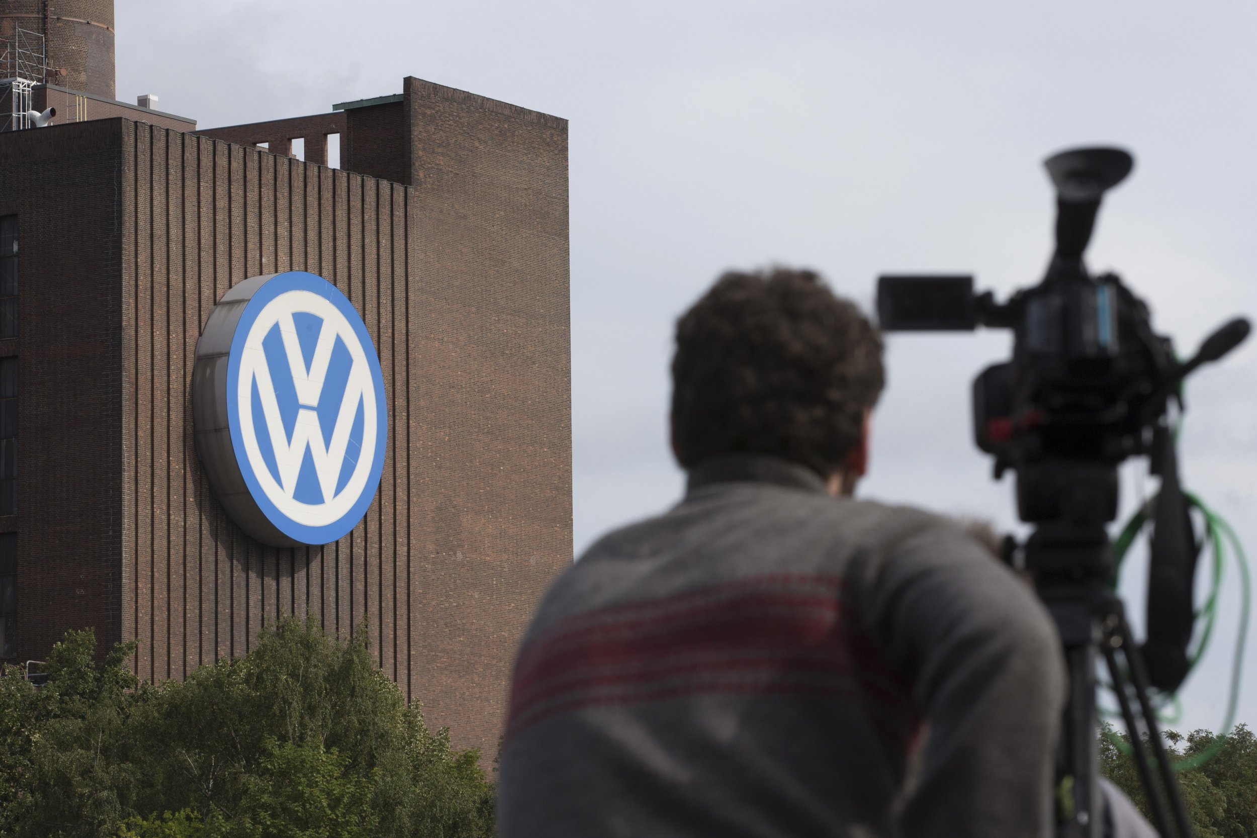 How Vw Was Caught Cheating The Emission Tests Newsweek 2588