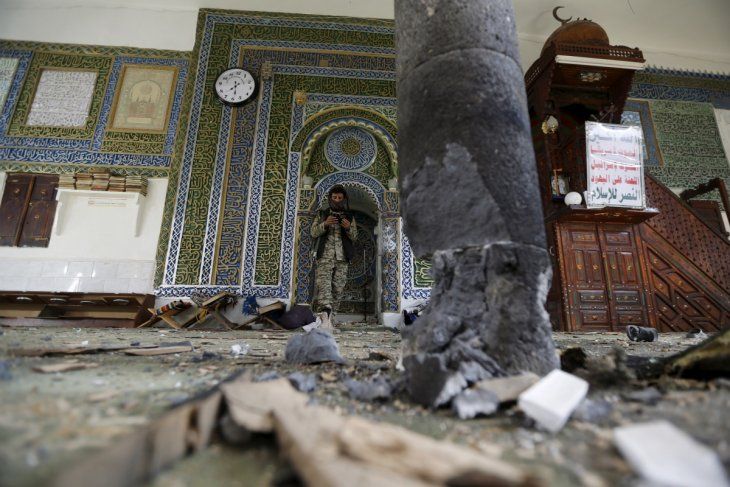 09_24_suicide-bombing-houthi-mosque_01 09_24_suicide-bombing-houthi-mosque_01