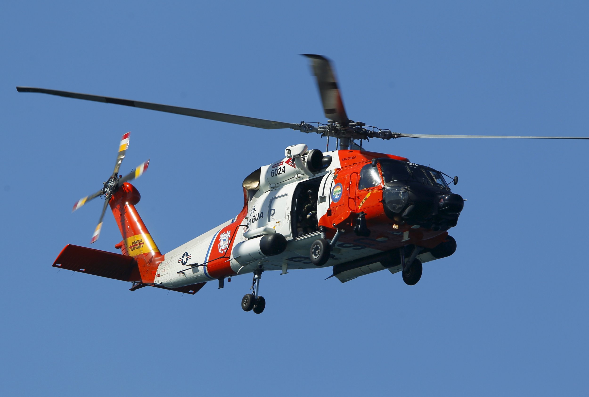 U.S. Coast Guard Searching for Missing Ship Amid Hurricane Joaquin ...