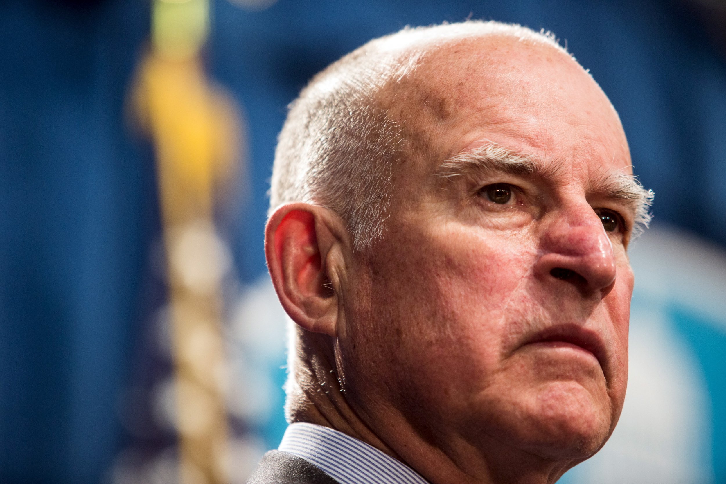 10_05_Jerry_Brown_01