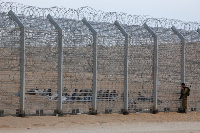 1009_israelegyptwall