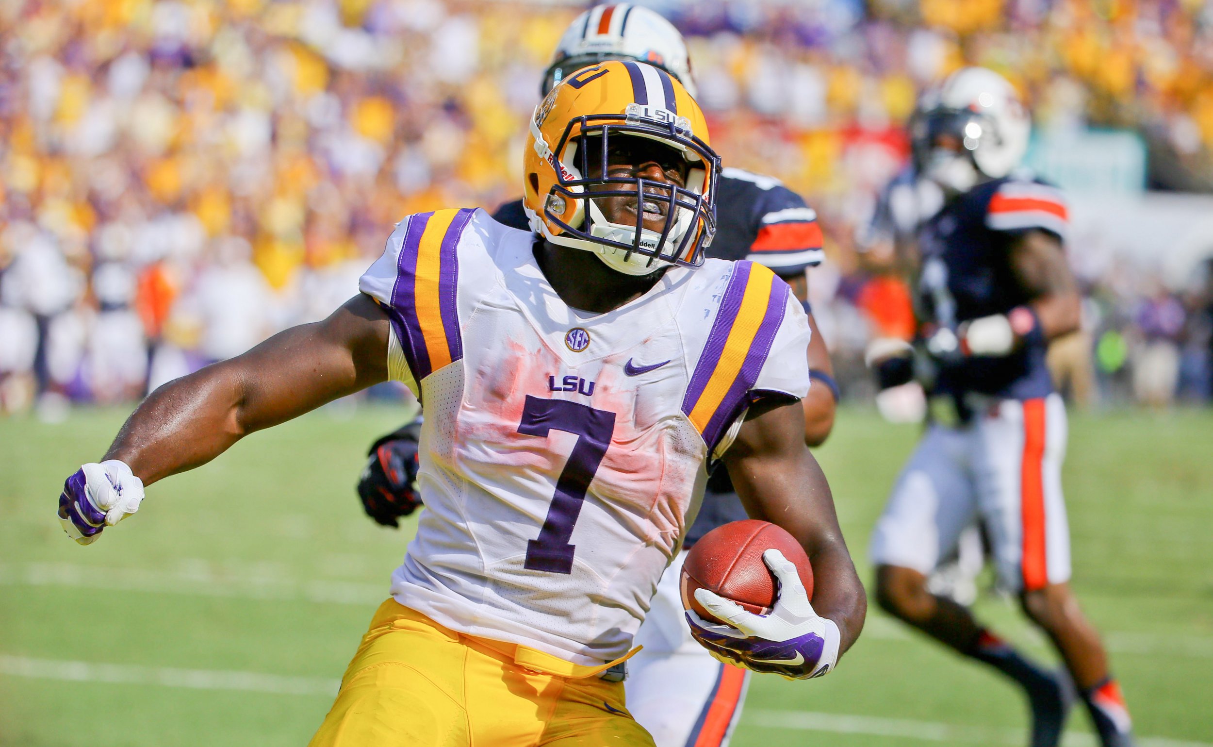 Leonard Fournette LSU Tigers Unsigned White Jersey Preparing Before Snap  vs. Florida Gators Photograph