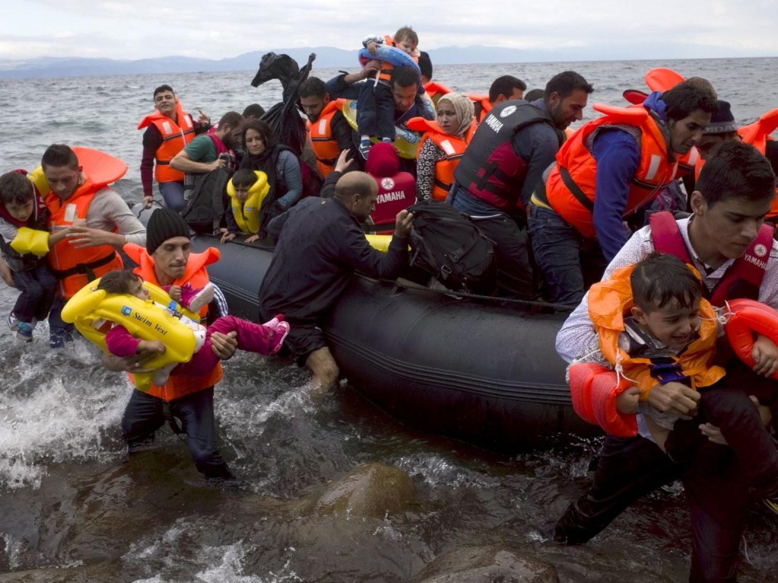 German Ministers Board Migrant Boat To Understand Plight Of Refugees