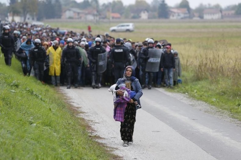 1022_balkansrefugees_2