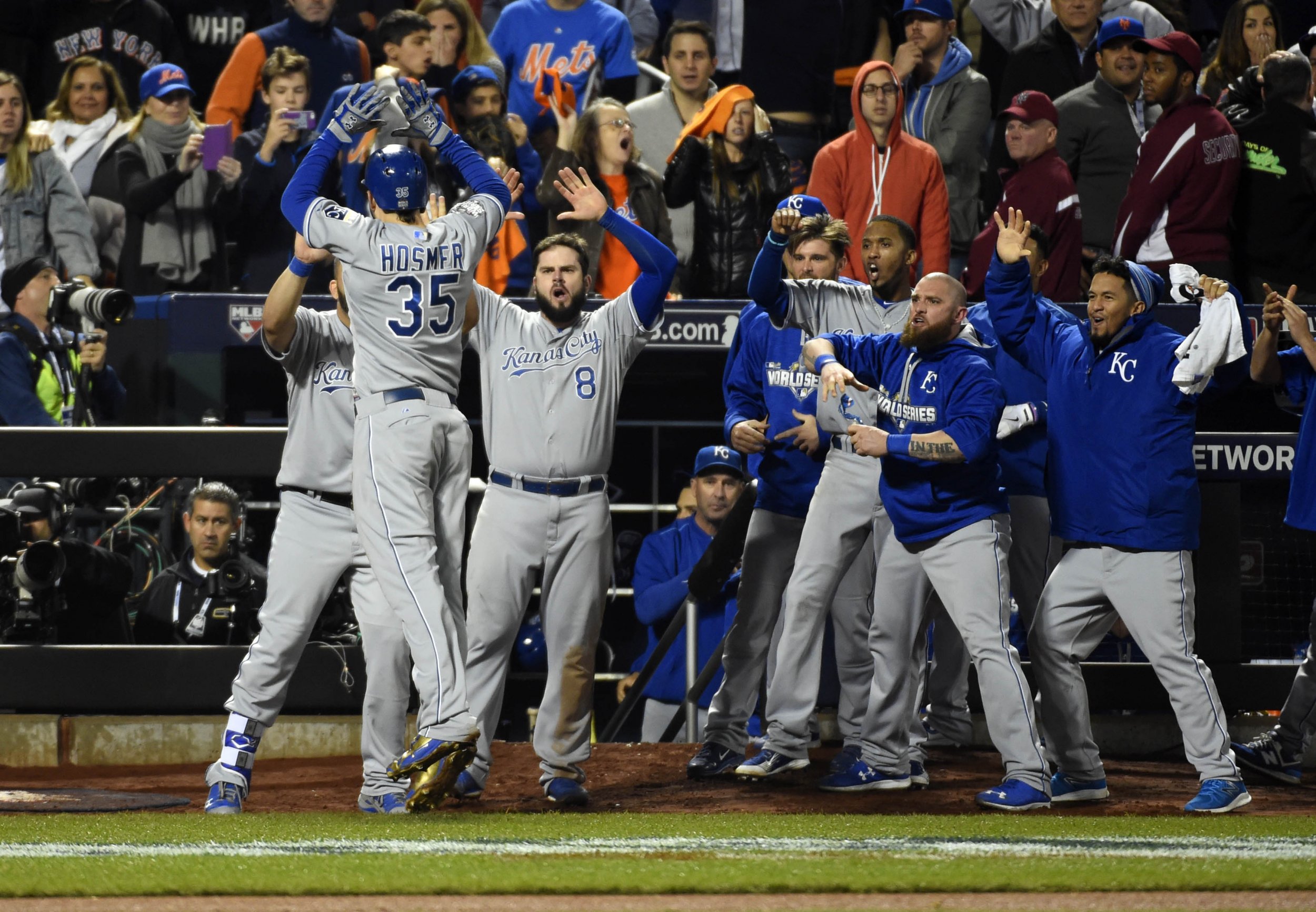 Royals Lead 3-1 Over Mets In World Series