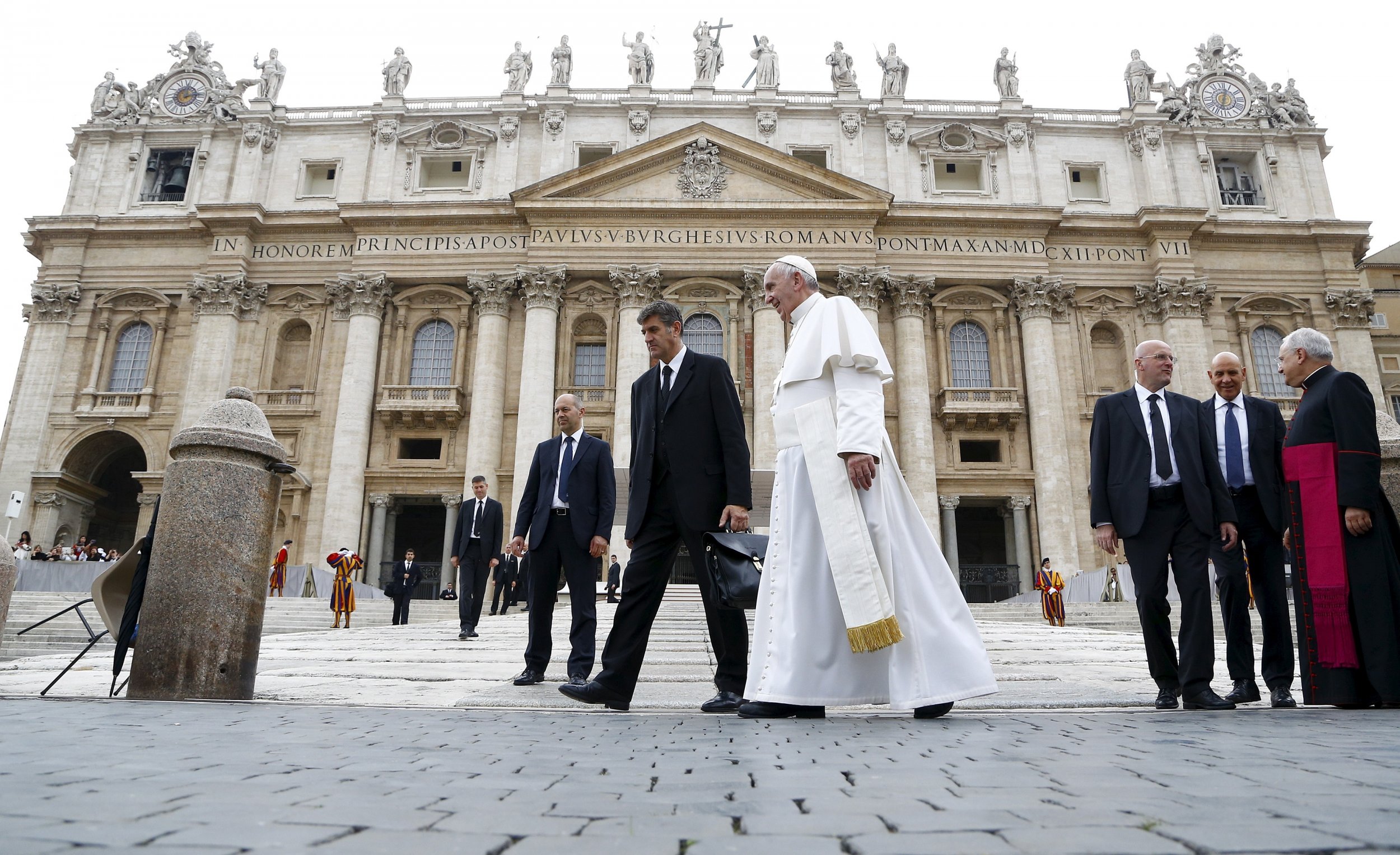 Новости ватикана по итальянски. Ватикан the Vatican, 2013. Франсис Ватикан. Свадьба в Ватикане. Жители Ватикана.