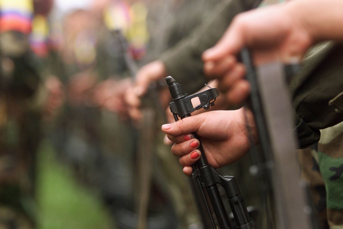 FARC Rebel Leader Tells Group to Stop Buying Weapons - Newsweek