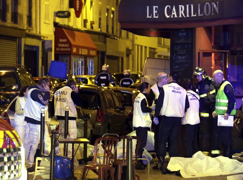 11_13_Paris_Reuters_02