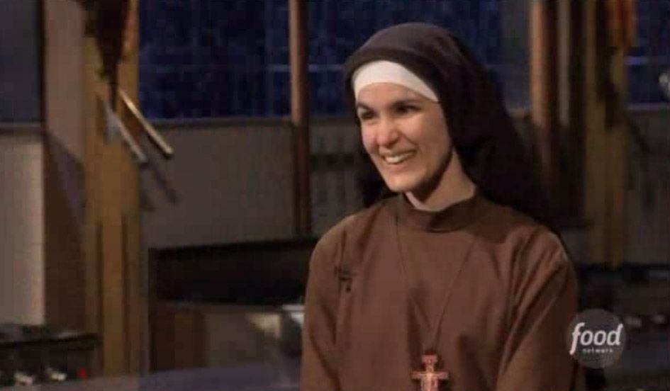 11_19_FoodNetworkNun_01 11_19_FoodNetworkNun_01