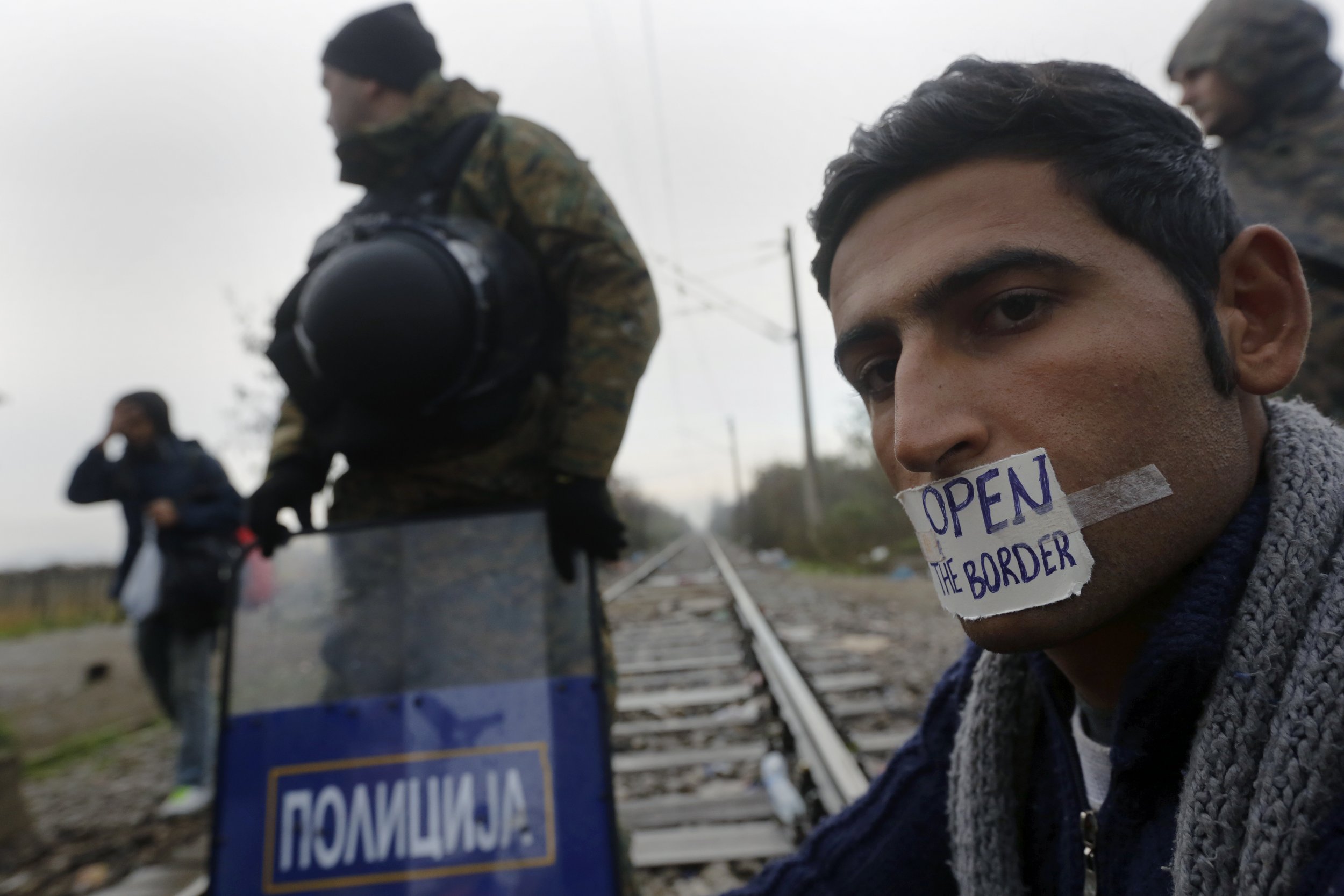 As the Macedonian Border Tightens, HRW Fears a Complete ...