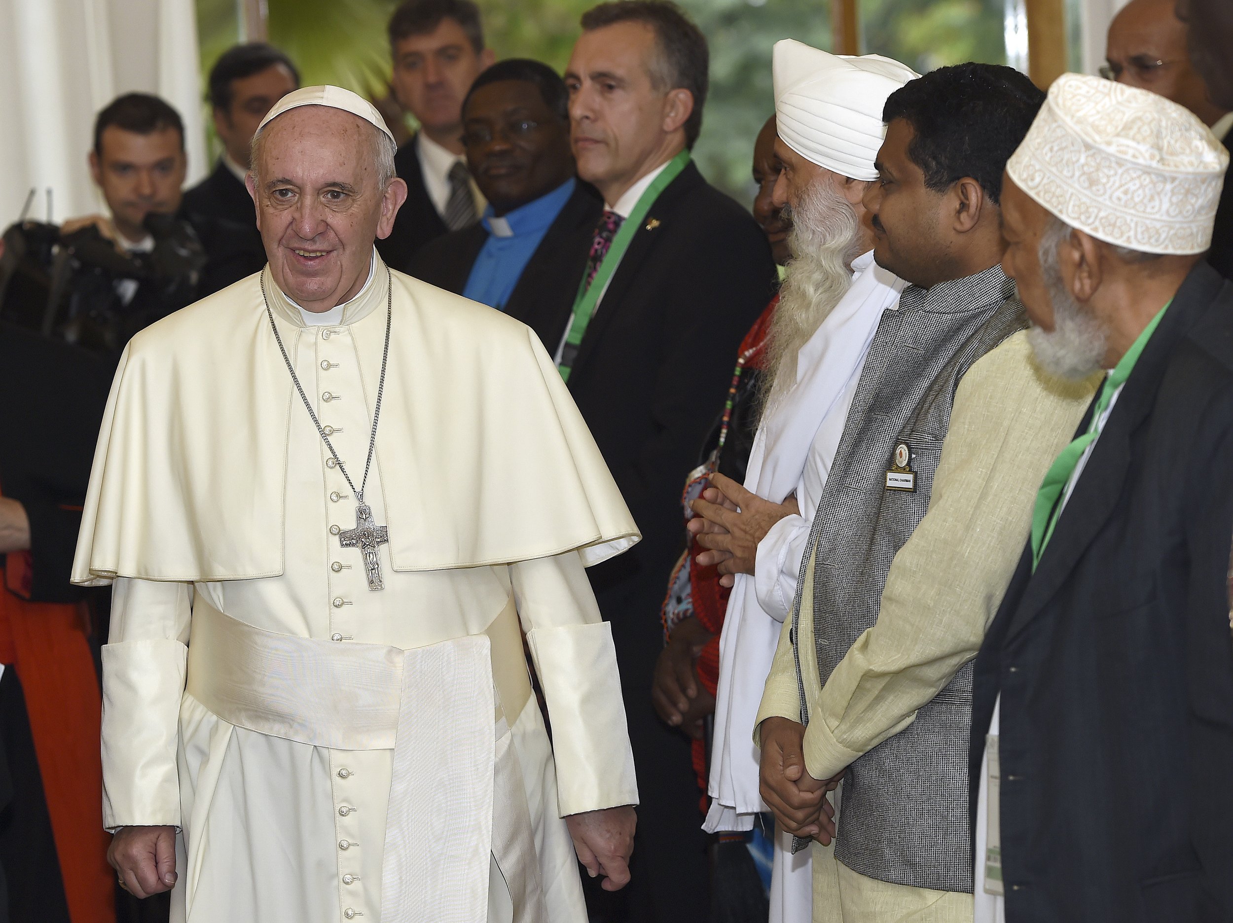 1126 Pope interreligious meeting