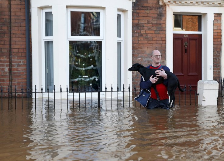 1206_ukstorm_3 1206_ukstorm_3