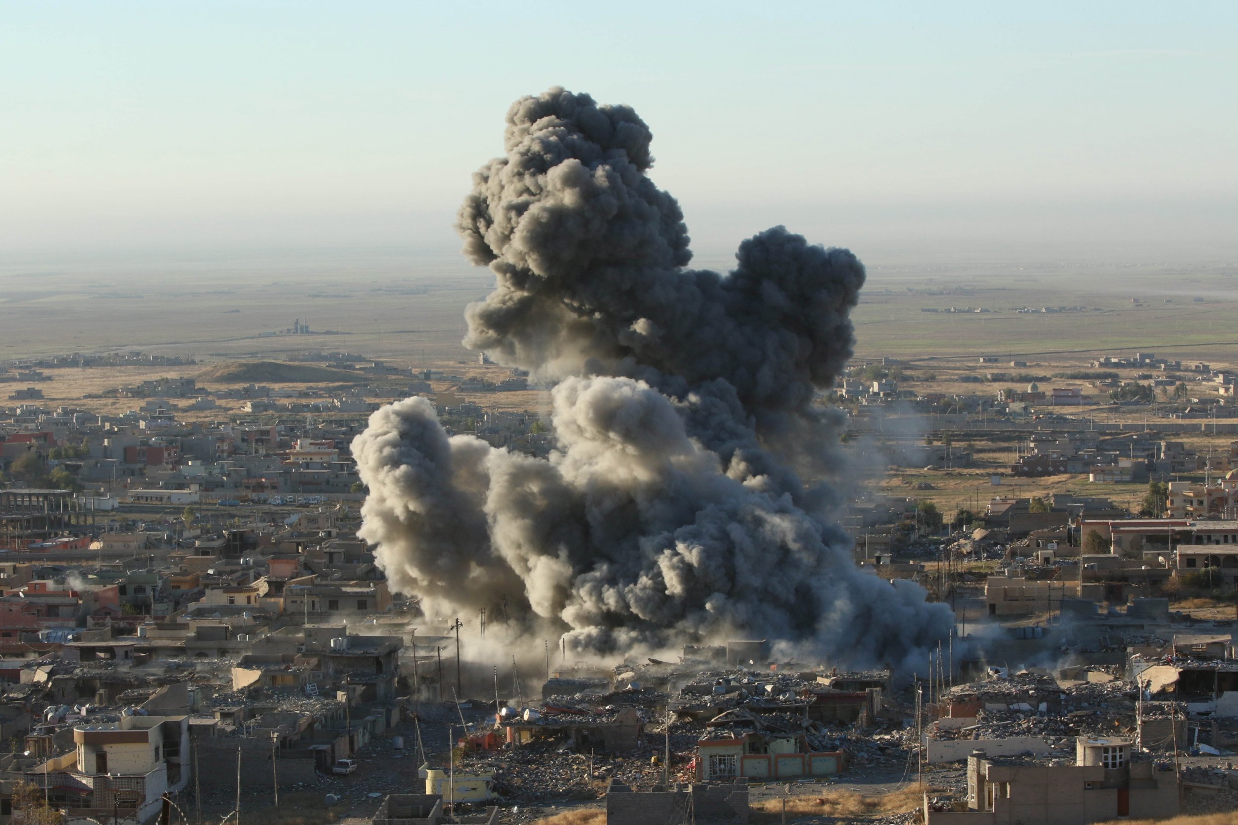 ISIS Strikes Oil Sinjar Iraq