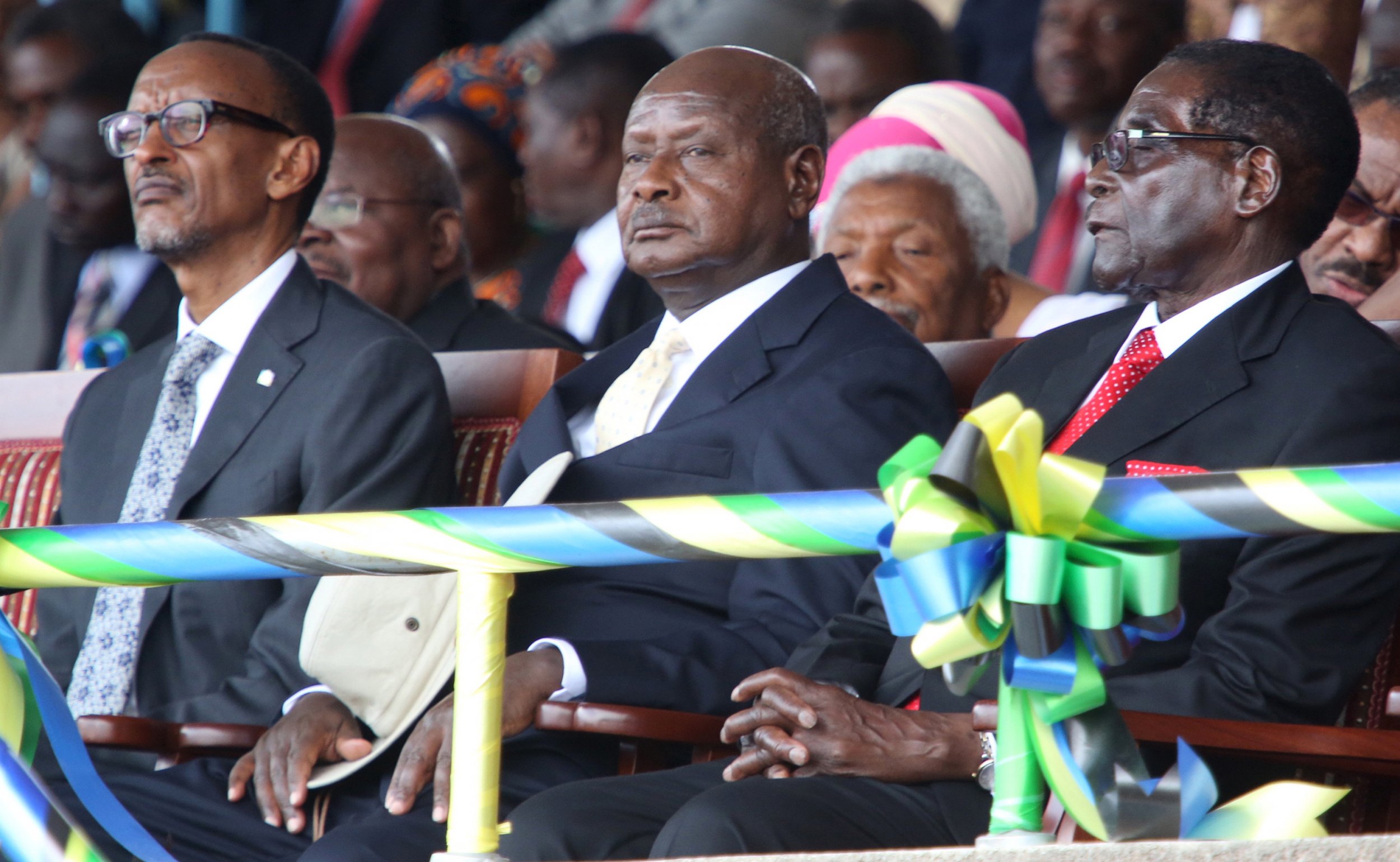 1210_Kagame Museveni Mugabe