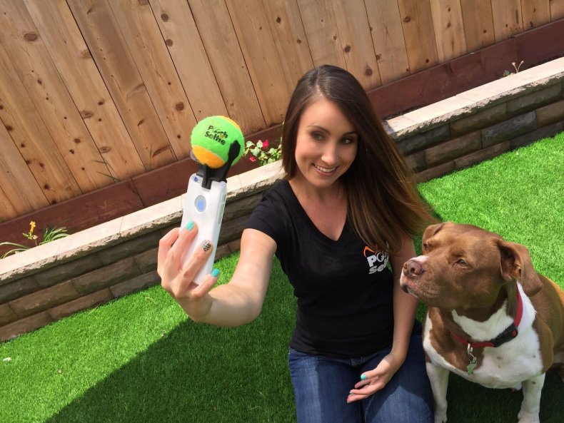 12_25_GG_DogSelfie