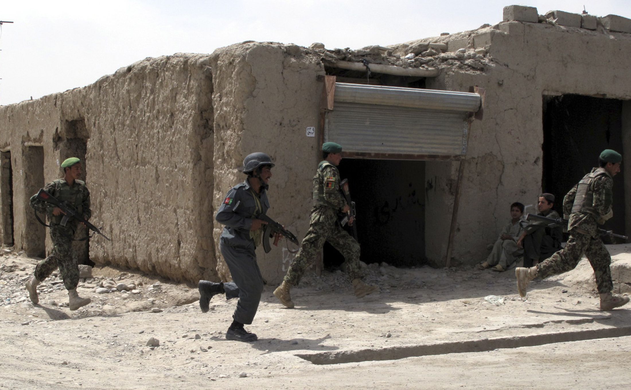 1221_Sangin_Afghanistan_Taliban_01